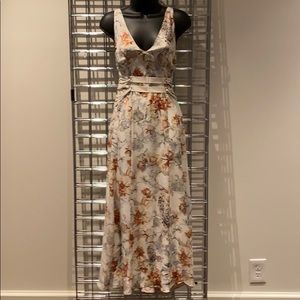 👗Novelty print designer waist defining dress